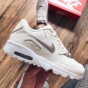 Nike Shoes - Nike air max 90 Nike Shoes - Nike air max 90